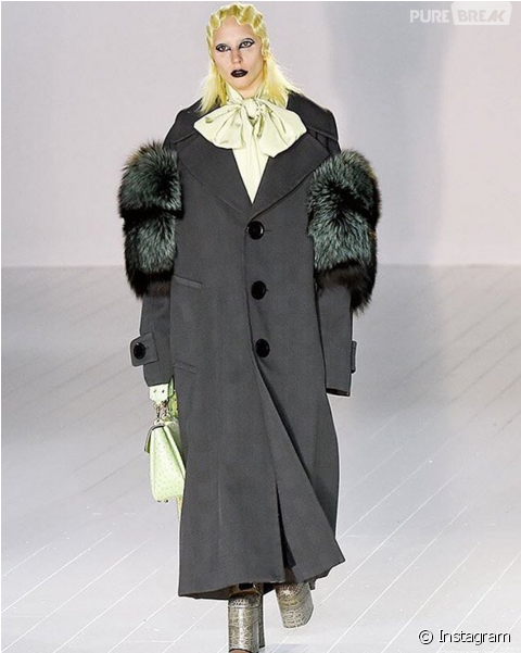 Lady Gaga Foi O Grande Destaque Do Desfile De Marc - Lady Gaga Para Marc Jacobs (623x600), Png Download