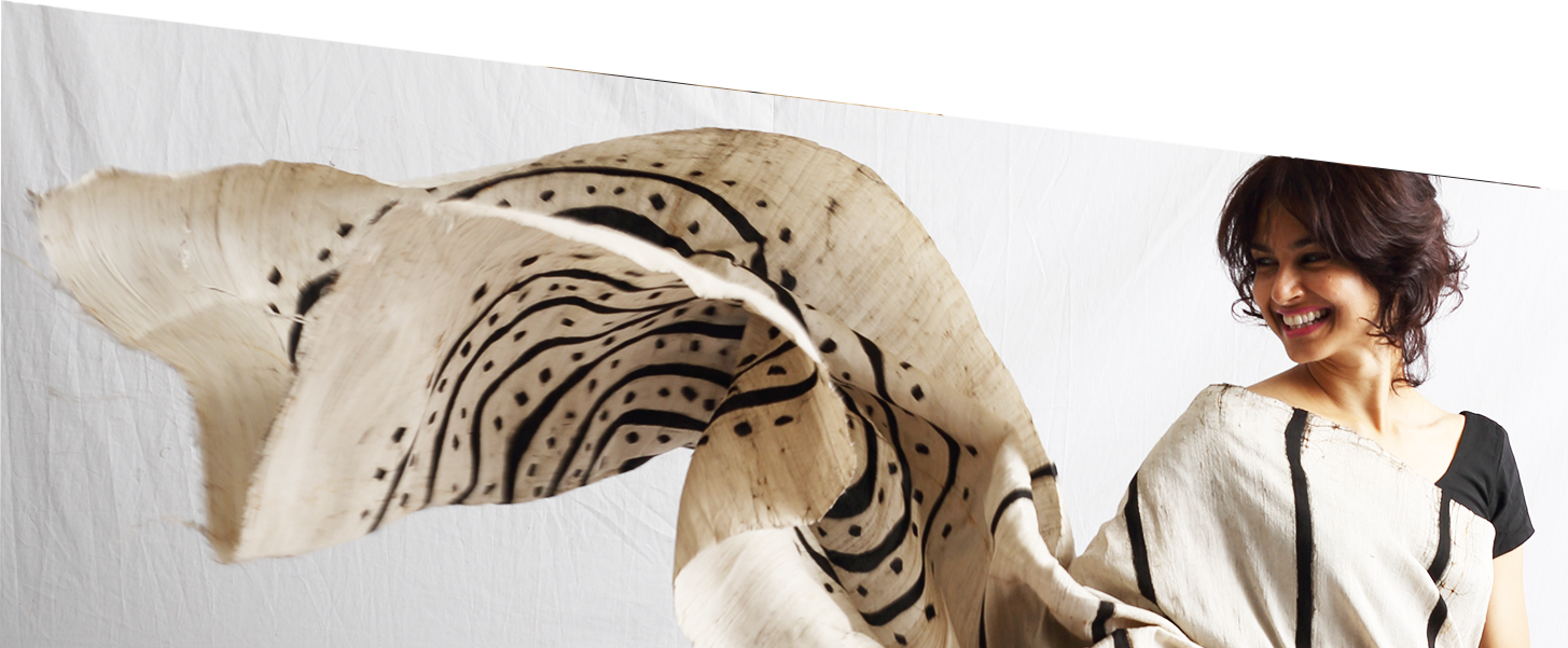 6 Yards Of Unstitched Madness To Wrap Yourself In, - Bedding (1455x601), Png Download