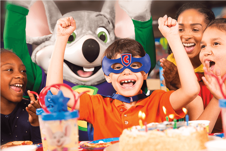 Photos - Cumpleaños Chuck E Cheese (1142x780), Png Download