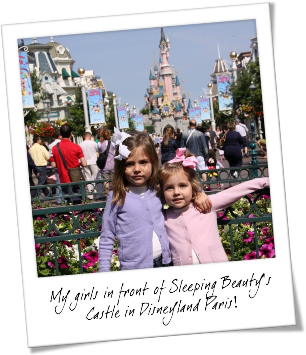 Nawal And Neve At Disneyland Paris - Disneyland Park, Sleeping Beauty's Castle (1000x1150), Png Download