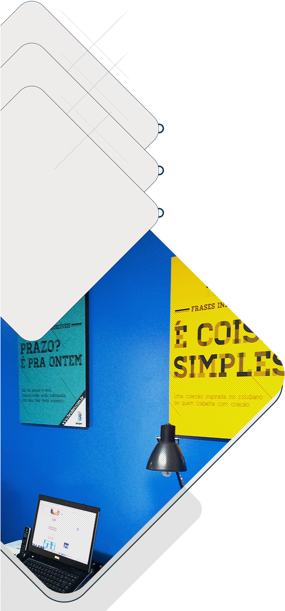 Img-esq - Graphic Design (562x1216), Png Download