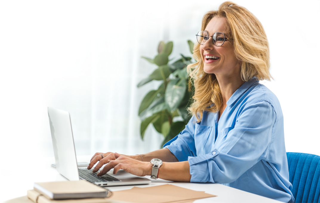 Happy Woman Working With A Laptop - Sitting (1072x718), Png Download