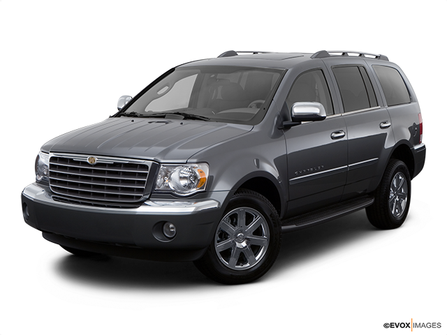 2008 Chrysler Aspen - Black Toyota Highlander 2010 (640x480), Png Download