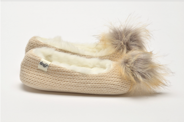 Molly Gold - Lazydogz - Fur Clothing (600x800), Png Download